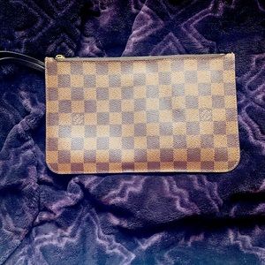 Louis Vuitton Damier zipper pouch